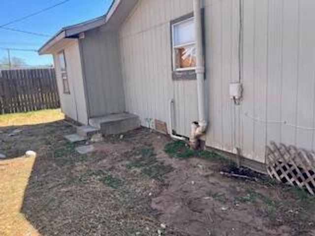 2106 35th Street, Lubbock, TX 79412