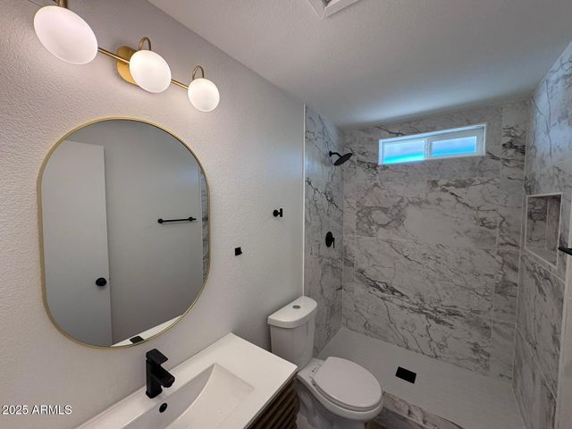 5652 W BROWN Street, Glendale, AZ 85302