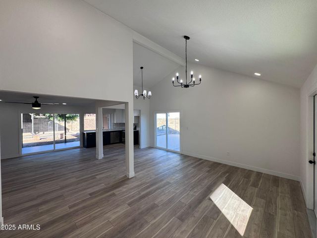 5652 W BROWN Street, Glendale, AZ 85302