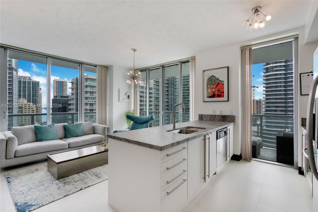 79 SW 12th St 2306-S, Miami, FL 33130