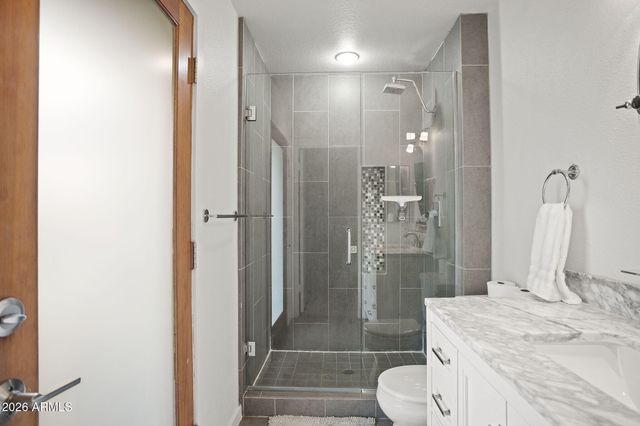 3141 E SIERRA Street, Phoenix, AZ 85028
