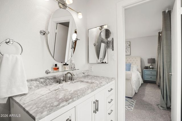 3141 E SIERRA Street, Phoenix, AZ 85028