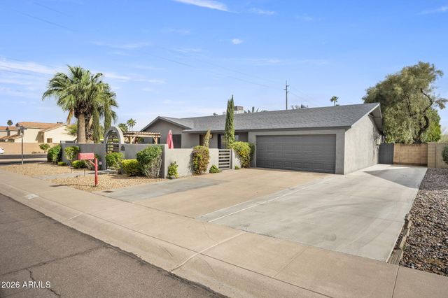 3141 E SIERRA Street, Phoenix, AZ 85028