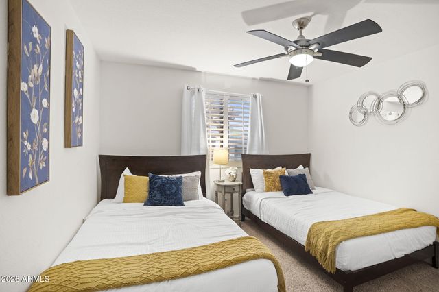 3141 E SIERRA Street, Phoenix, AZ 85028