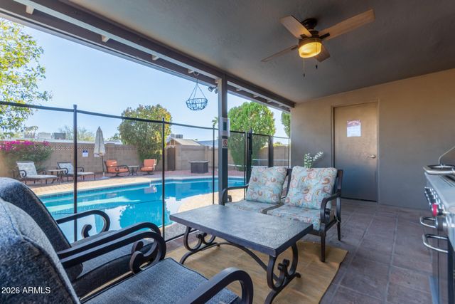 3141 E SIERRA Street, Phoenix, AZ 85028
