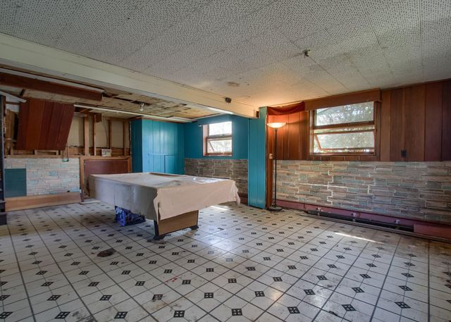 12 CENTER DR, Camp Hill, PA 17011