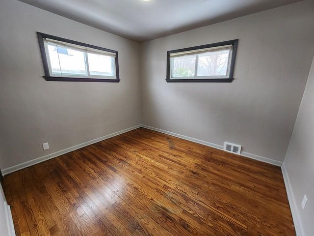 5668 70th STREET, Milwaukee, WI 53218