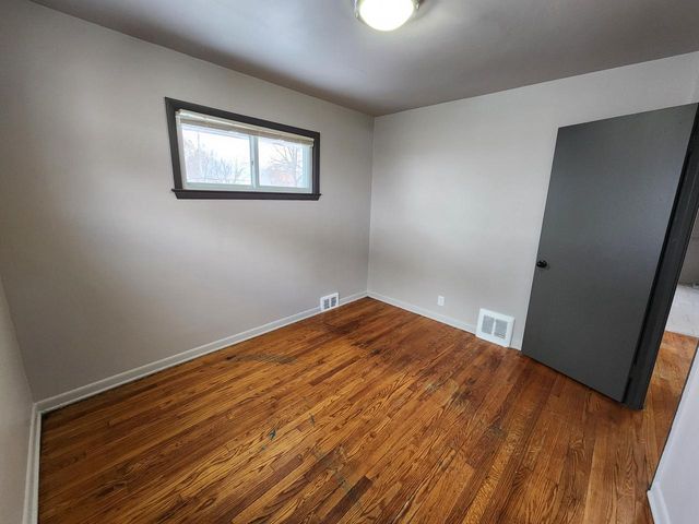5668 70th STREET, Milwaukee, WI 53218