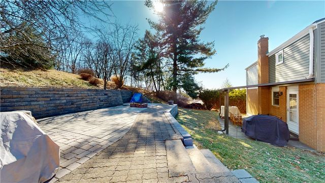 2732 Tillia St, Shaler, PA 15101