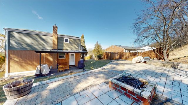 2732 Tillia St, Shaler, PA 15101