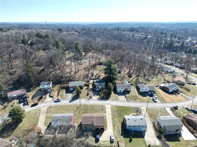 2732 Tillia St, Shaler, PA 15101