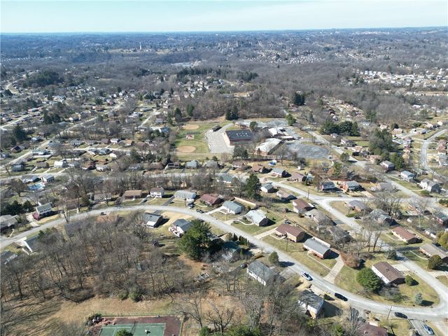 2732 Tillia St, Shaler, PA 15101