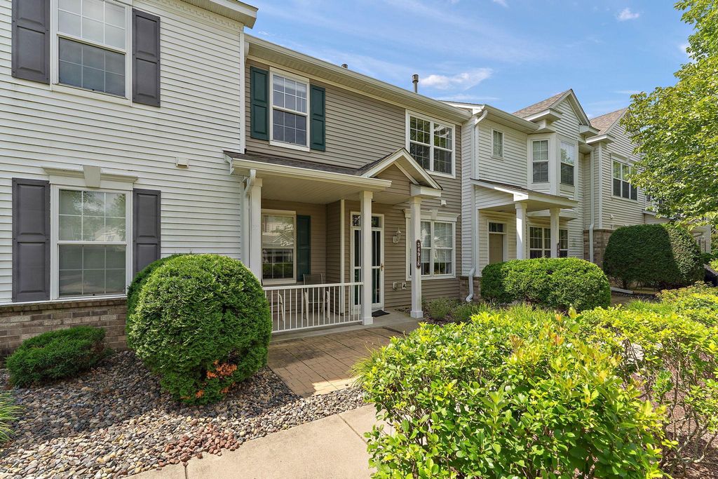 3491 Cherry Lane E, Woodbury, MN 55129