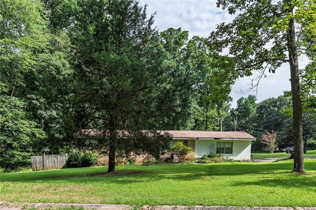 5000 Paris Avenue, Powder Springs, GA 30127