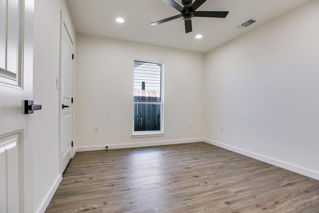 Image 18 of property listing at 2801 Bowie St, San Angelo, TX 76901