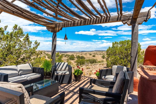7 Calle Cholla, Placitas, NM 87043