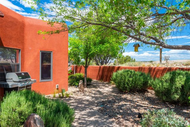 7 Calle Cholla, Placitas, NM 87043