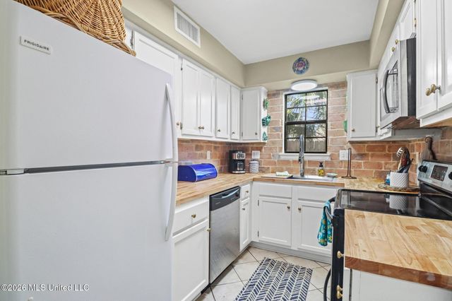 118 Sunridge Park, Gulfport, MS 39507