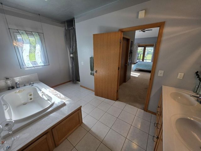 125 Meadow Ridge Lane, Madison, WI 53704