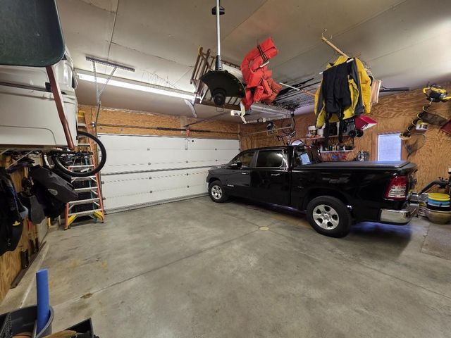 125 Meadow Ridge Lane, Madison, WI 53704