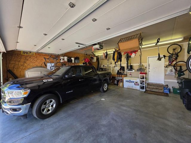 125 Meadow Ridge Lane, Madison, WI 53704