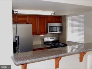 601 A LOMBARD ST, Philadelphia, PA 19147