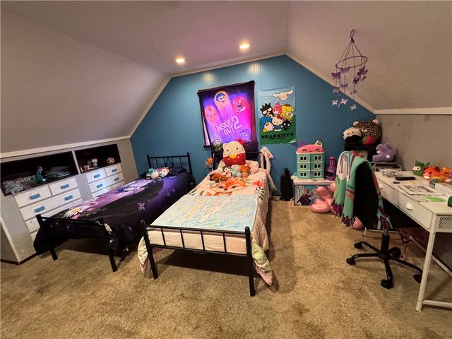 227 Thornwood Dr, Canonsburg, PA 15317