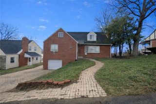 227 Thornwood Dr, Canonsburg, PA 15317