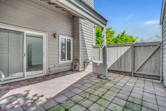 5860 Alexandria, Stockton, CA 95207