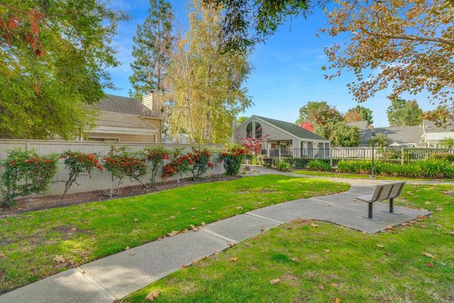 5860 Alexandria, Stockton, CA 95207