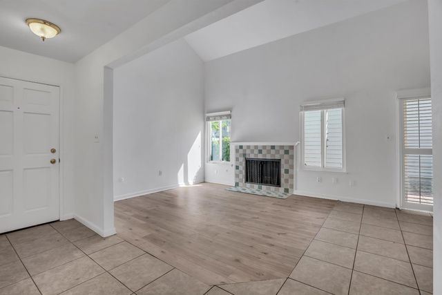 5860 Alexandria, Stockton, CA 95207