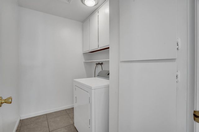 5860 Alexandria, Stockton, CA 95207