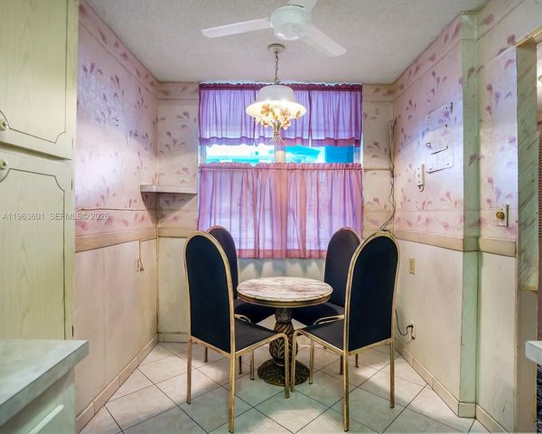 2900 NW 48th Ter 117, Lauderdale Lakes, FL 33313