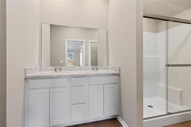 20360 W 195th Street, Spring Hill, KS 66083