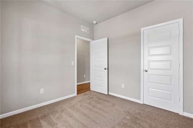 20360 W 195th Street, Spring Hill, KS 66083