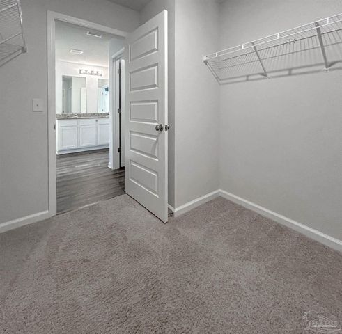 4006 Whitetail Ln, Pensacola, FL 32526