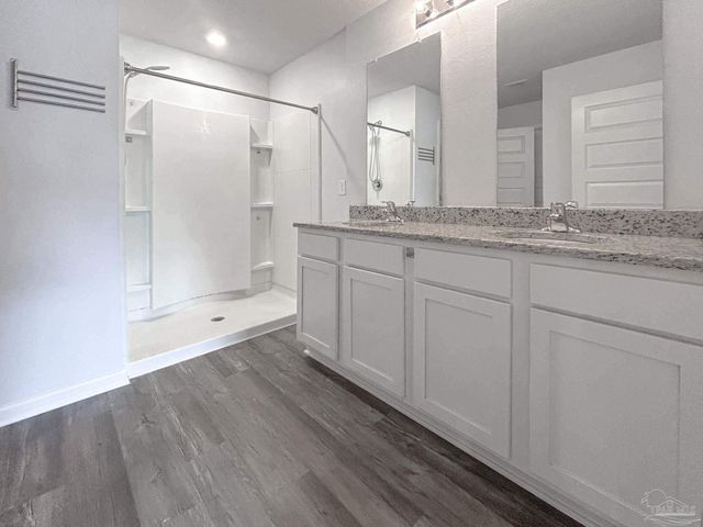 4006 Whitetail Ln, Pensacola, FL 32526