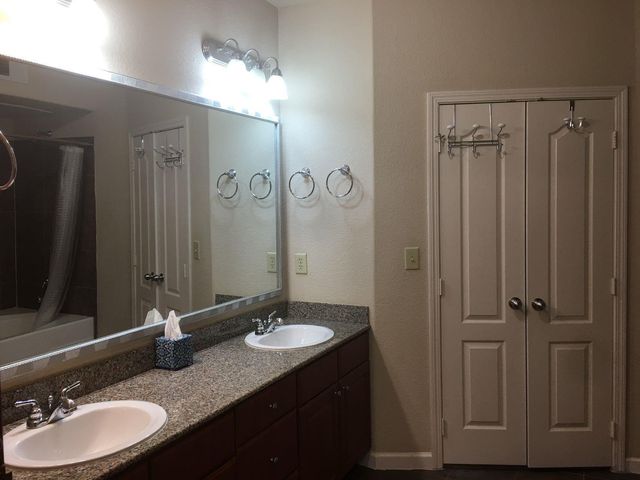 1711 Old Spanish Trail 310, Houston, TX 77054