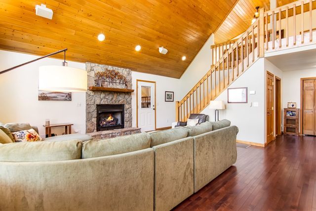 111 Trophy Buck Point, Murphy, NC 28906