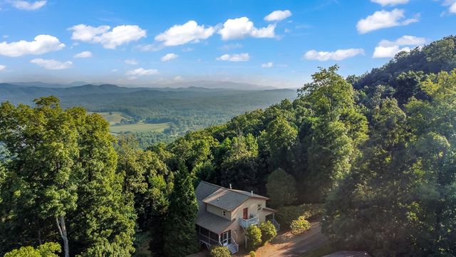 111 Trophy Buck Point, Murphy, NC 28906