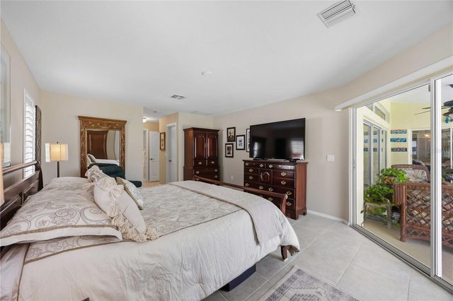 230 E GREEN STREET, Englewood, FL 34223