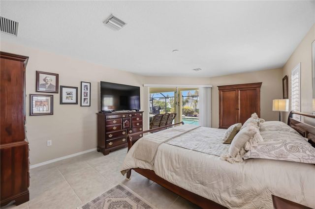 230 E GREEN STREET, Englewood, FL 34223