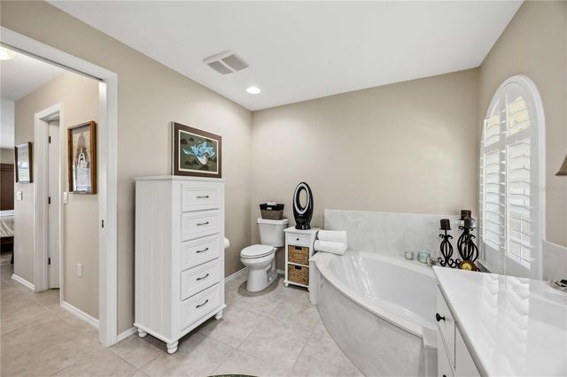 230 E GREEN STREET, Englewood, FL 34223
