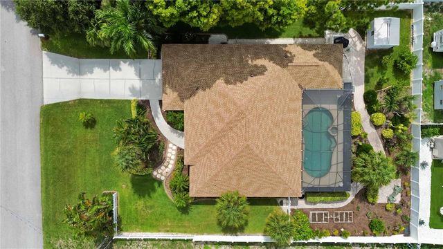 230 E GREEN STREET, Englewood, FL 34223