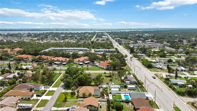 230 E GREEN STREET, Englewood, FL 34223