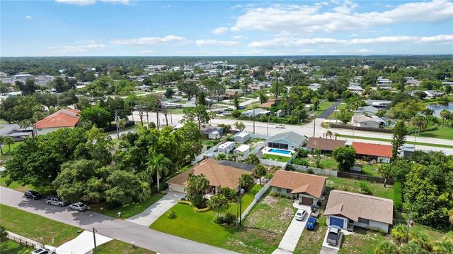 230 E GREEN STREET, Englewood, FL 34223
