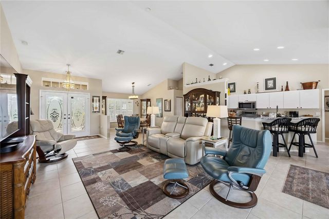 230 E GREEN STREET, Englewood, FL 34223