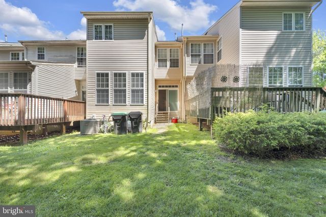 3 SADDLE LN, Sicklerville, NJ 08081