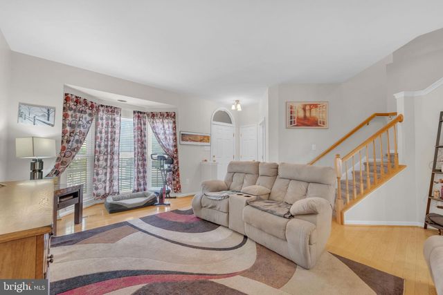 3 SADDLE LN, Sicklerville, NJ 08081