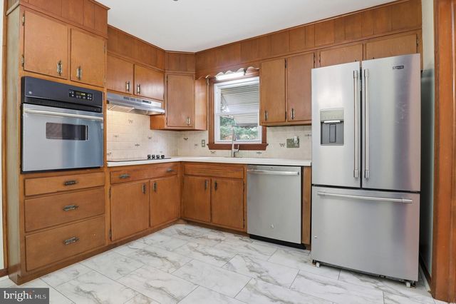 2320 FRUITVILLE PIKE, Lancaster, PA 17601